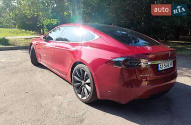 Лифтбек Tesla Model S 2017 в Запорожье
