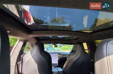 Лифтбек Tesla Model S 2017 в Запорожье
