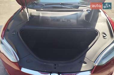 Лифтбек Tesla Model S 2017 в Запорожье