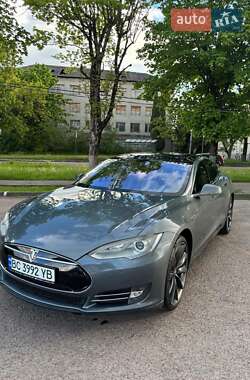 Tesla Model S 2013
