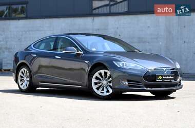 Tesla Model S  2016