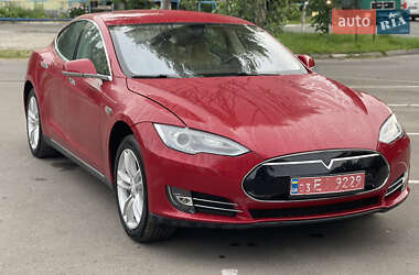 Tesla Model S  2013