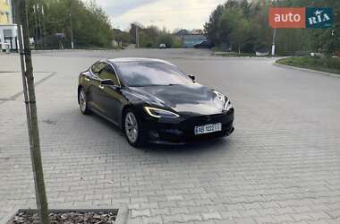 Tesla Model S  2017