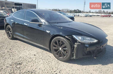 Tesla Model S 2016