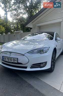 Tesla Model S  2016