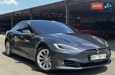 Tesla Model S  2016