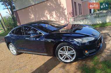 Tesla Model S  2013