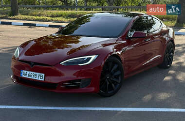 Tesla Model S  2016