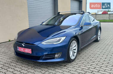 Tesla Model S  2016