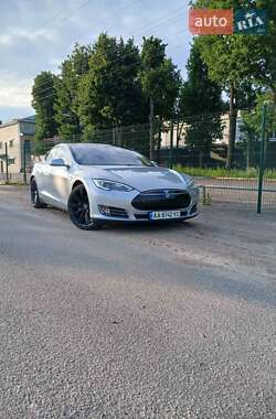 Tesla Model S  2013