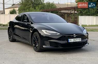 Tesla Model S  2016