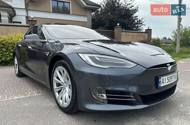 Tesla Model S 2018