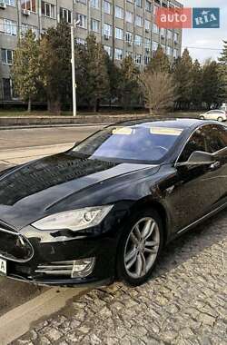 Tesla Model S  2014