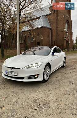 Tesla Model S 2018