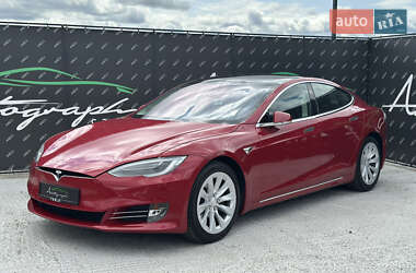 Tesla Model S  2018