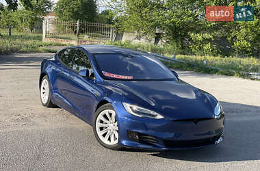 Tesla Model S  2016