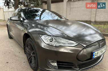 Tesla Model S 2014