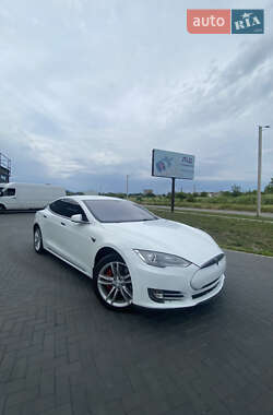 Tesla Model S  2014