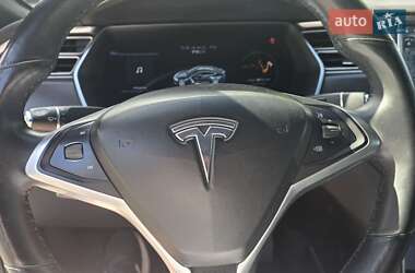 Ліфтбек Tesla Model S 2017 в Івано-Франківську