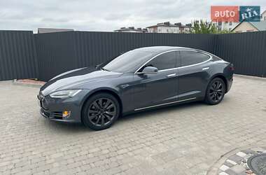Tesla Model S  2015
