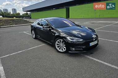Tesla Model S 2018