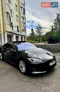 Tesla Model S 2016