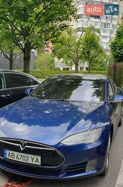 Tesla Model S  2015