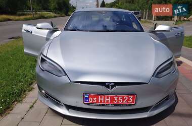 Tesla Model S  2016