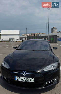 Tesla Model S  2015