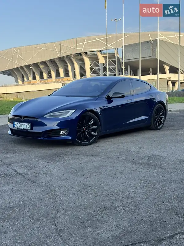 Tesla Model S