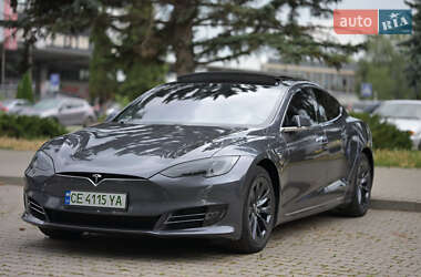 Tesla Model S  2018