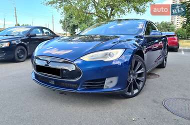 Tesla Model S  2016