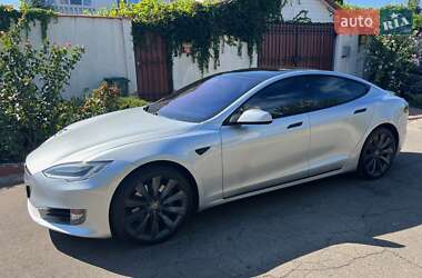 Tesla Model S  2017