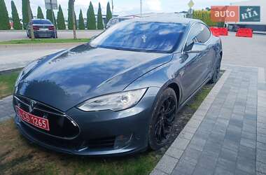 Tesla Model S  2014