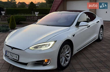 Tesla Model S  2018