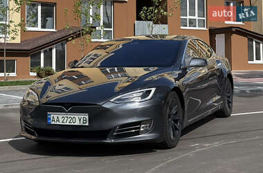 Tesla Model S  2017