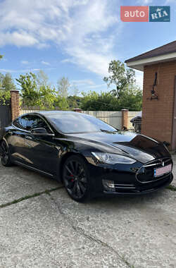 Tesla Model S  2015