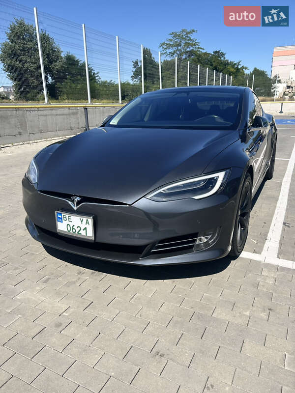 Tesla Model S