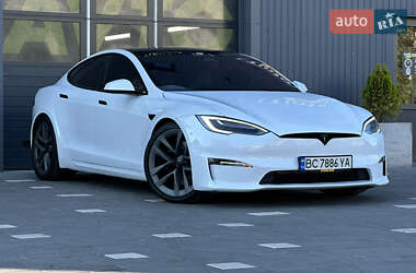 Tesla Model S  2021