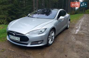 Tesla Model S 2014