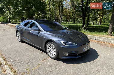 Tesla Model S  2017
