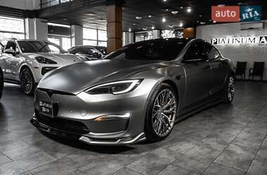 Tesla Model S 2021