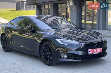 Tesla Model S 2018
