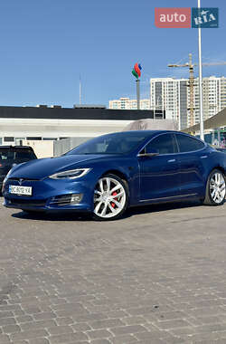 Tesla Model S  2019