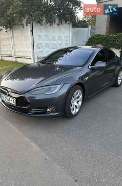 Tesla Model S 2014