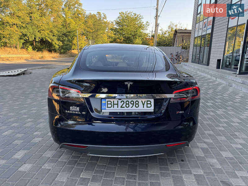 Лифтбек Tesla Model S 2014 в Одессе