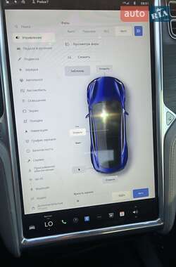 Лифтбек Tesla Model S 2016 в Киеве