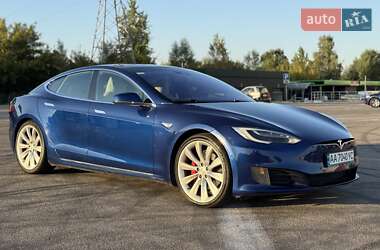 Tesla Model S  2016