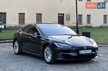Tesla Model S 2016