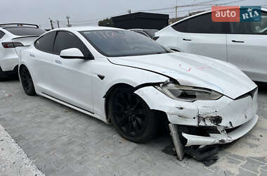Tesla Model S  2016